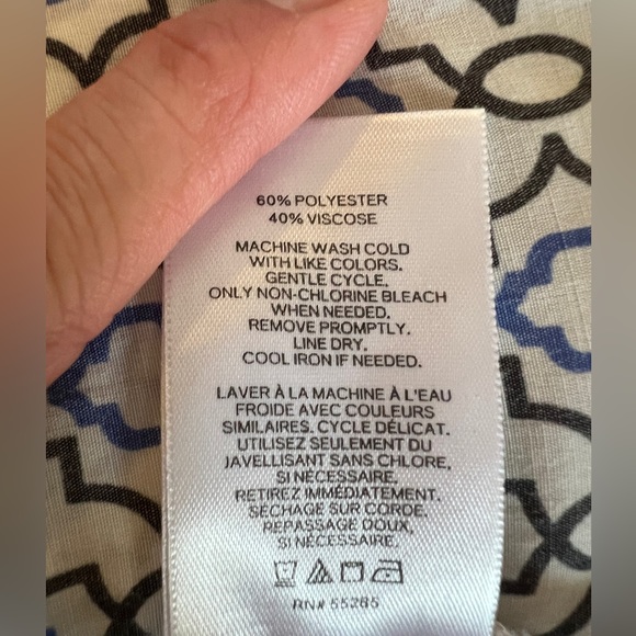 Size small patterned button-up shirt from Express - Picture 5 of 6